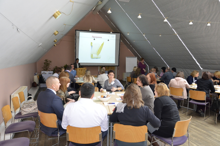 Practical Administration: following the 14th round-table meeting