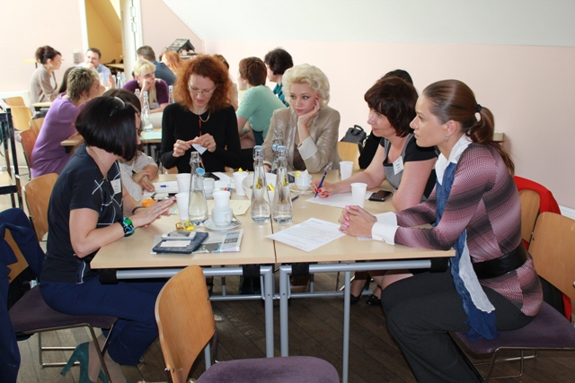 Practical Administration: following the 6th round-table meeting