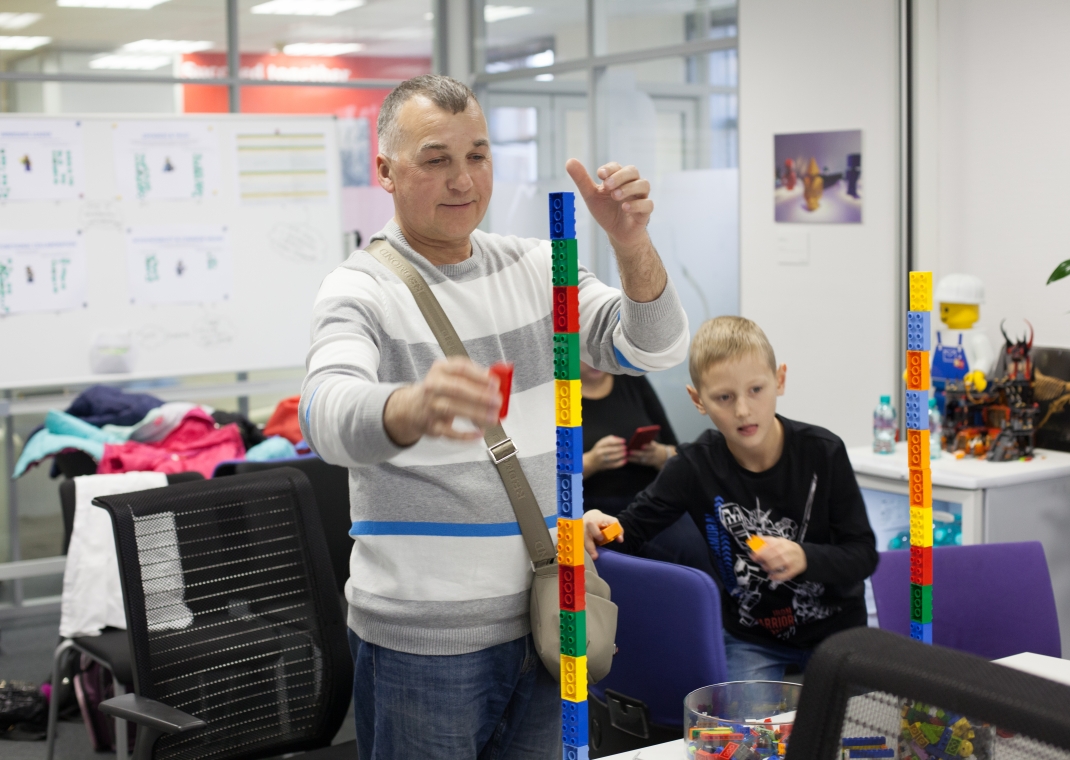 Дети сотрудников Loftice побывали на планете LEGO